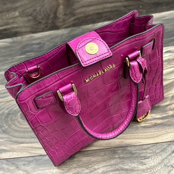 NWOT Michael Kors Croc Embossed Dillon Leather Handbag Satchel NO LONGER STRAP - Picture 9 of 13